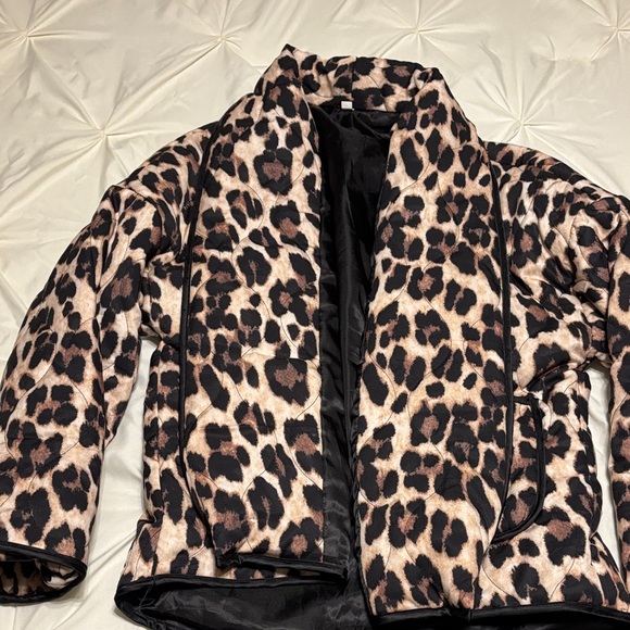 Leopard Print Jacket - Picture 2 of 6